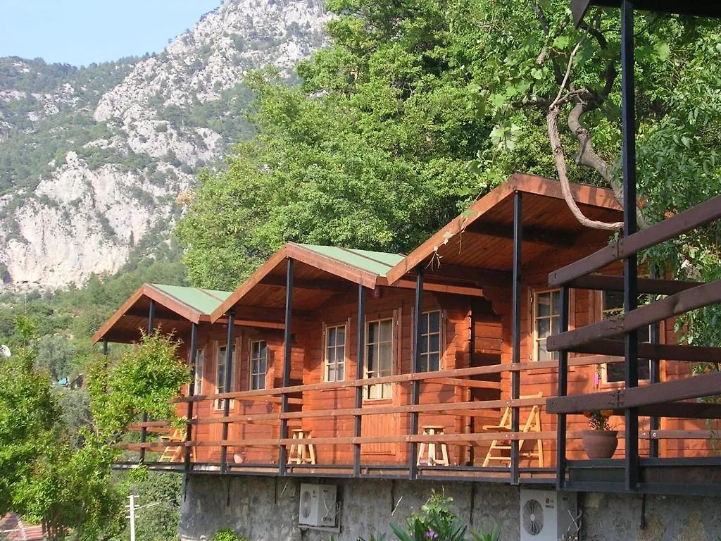 Onur Motel Faralya